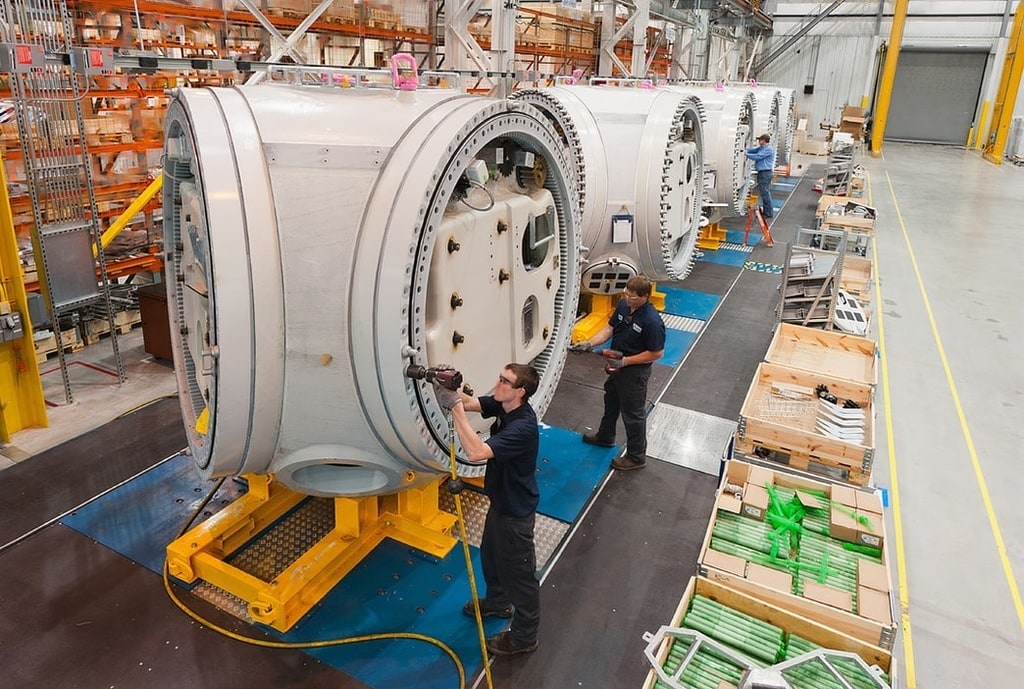 Les avantages de la sous-traitance en métallerie industrielle